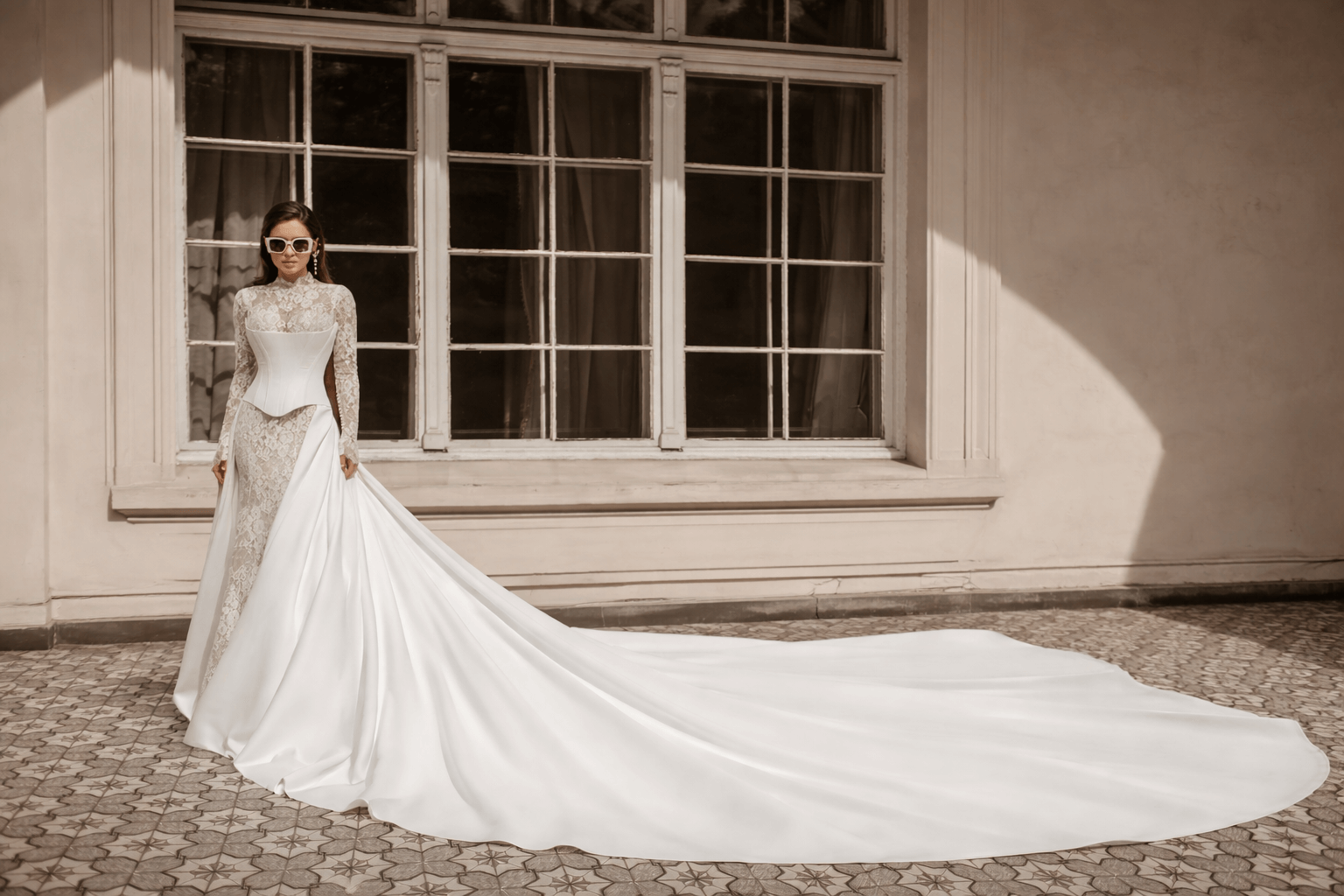 Sirena venčanica sa šlepom